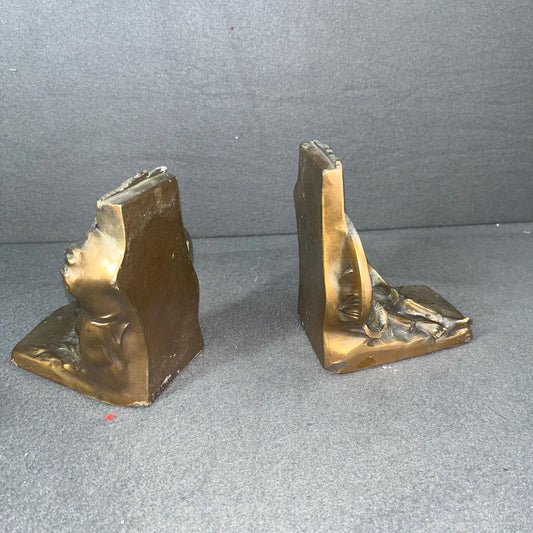 Vintage Tom Sawyer Bookends - Classic Literary Decor by Philadelphia Mfg Co - Unique Collectible Home Accent