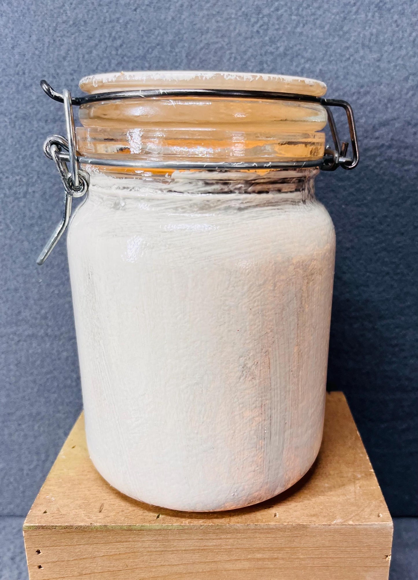 Rustic White Egg Jar with Battery Candle - Farmhouse Decor, Cozy Ambient Light, Decorative Lantern for Home & Wedding