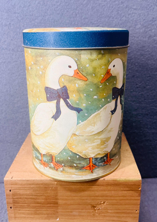 Vintage Goose Tin Decor - Charming farmhouse style storage, rustic kitchen accent, collectible metal art piece for home decor & gifting