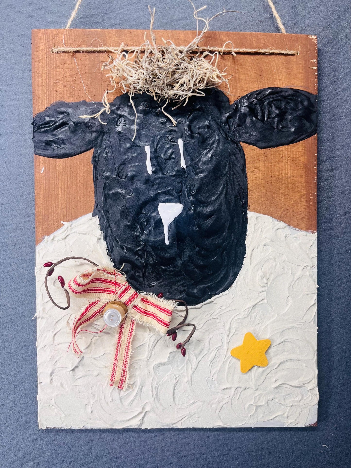 Primitive Sheep Wall Hanging | Country Decor, Rustic Home Accent, Farmhouse Wall Art, Handmade Textile Art, Unique Gift Idea