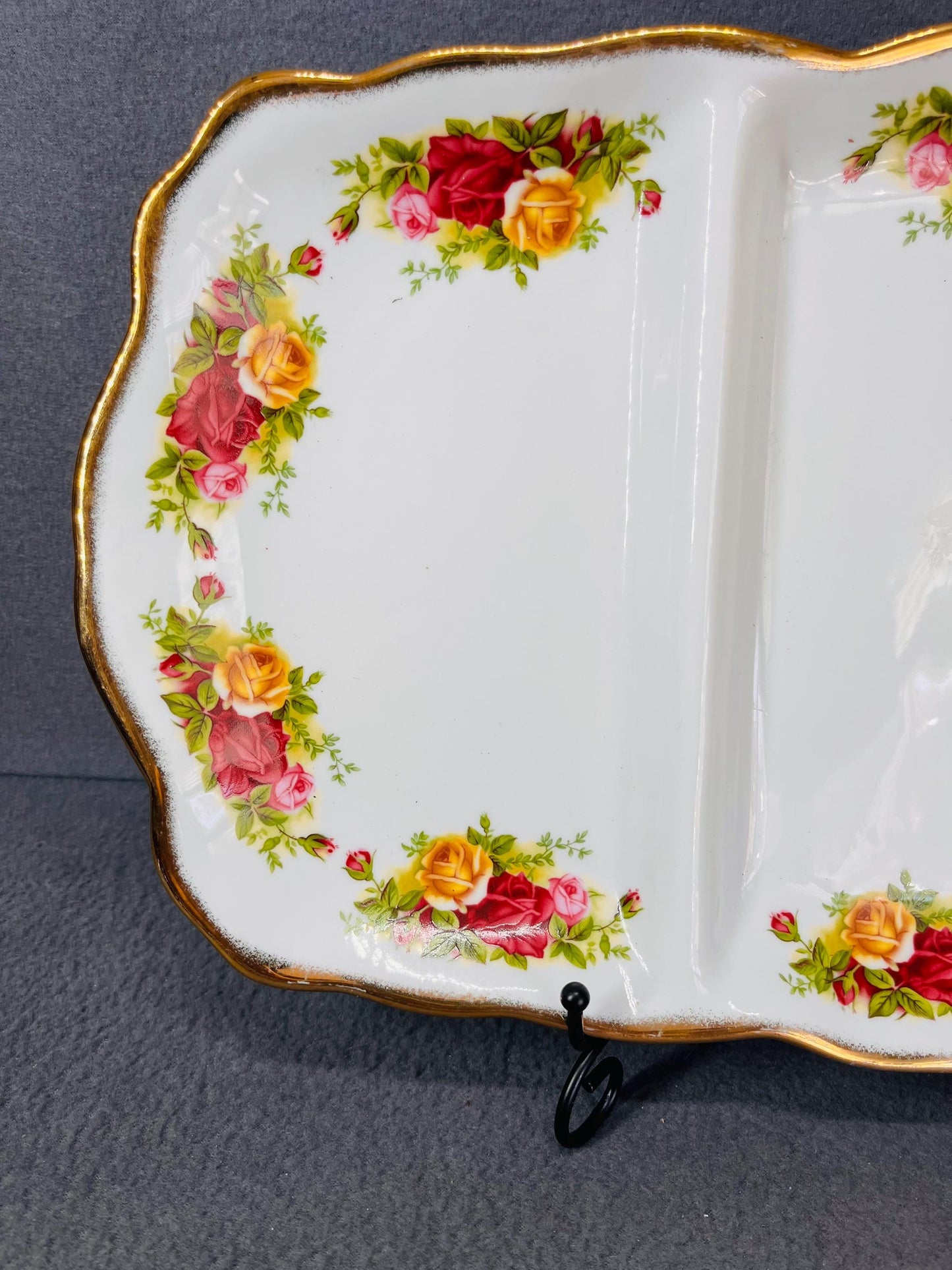 Royal Albert China OLD COUNTRY ROSES Divided Server, 17" 3-Part Platter for Entertaining & Serving, Vintage Tableware