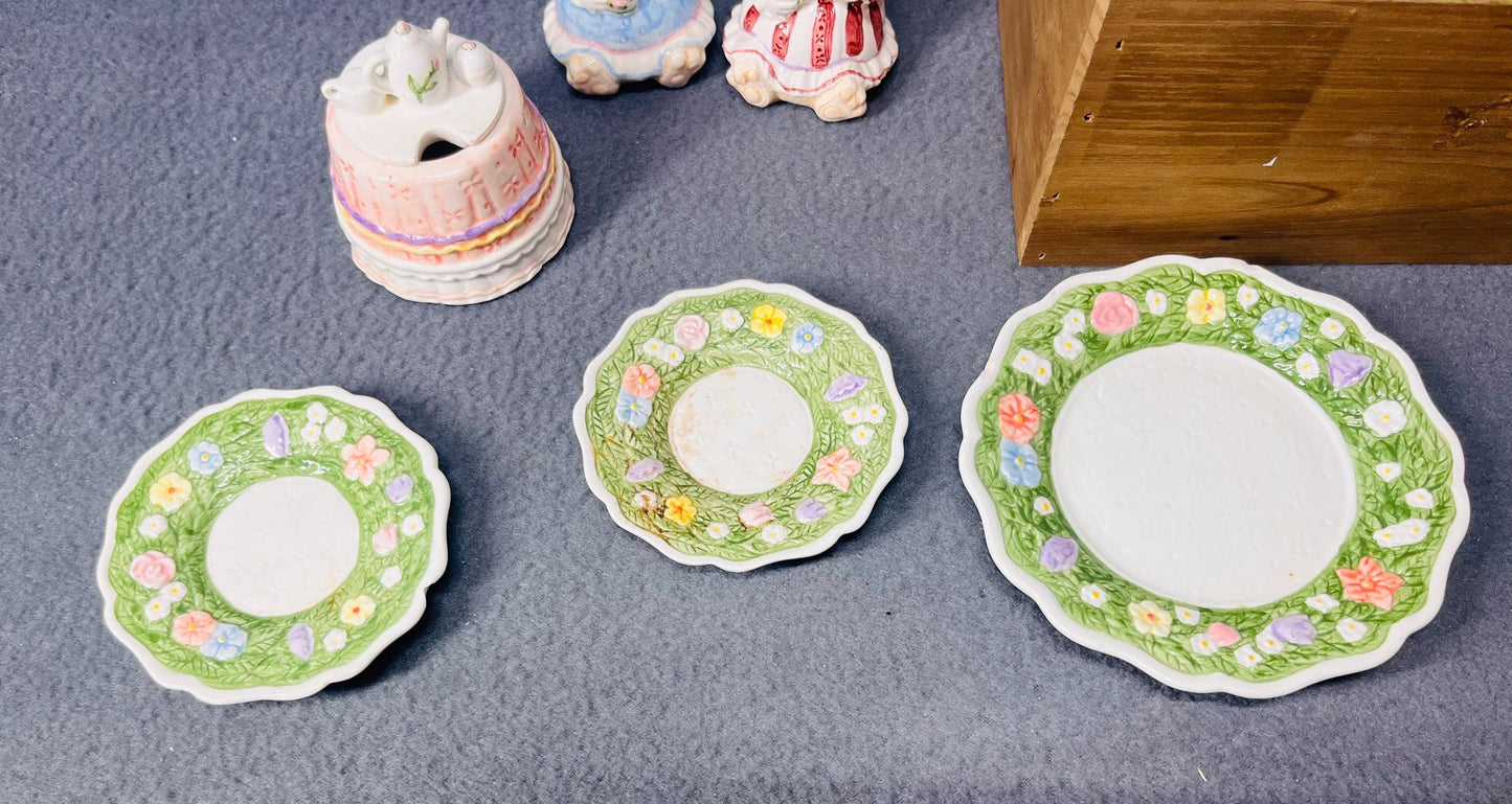 Vintage Alton Country Cottage Bears Tea Set - 1993 Children's Ceramic Miniature Tea Set, Perfect for Collectors & Kids