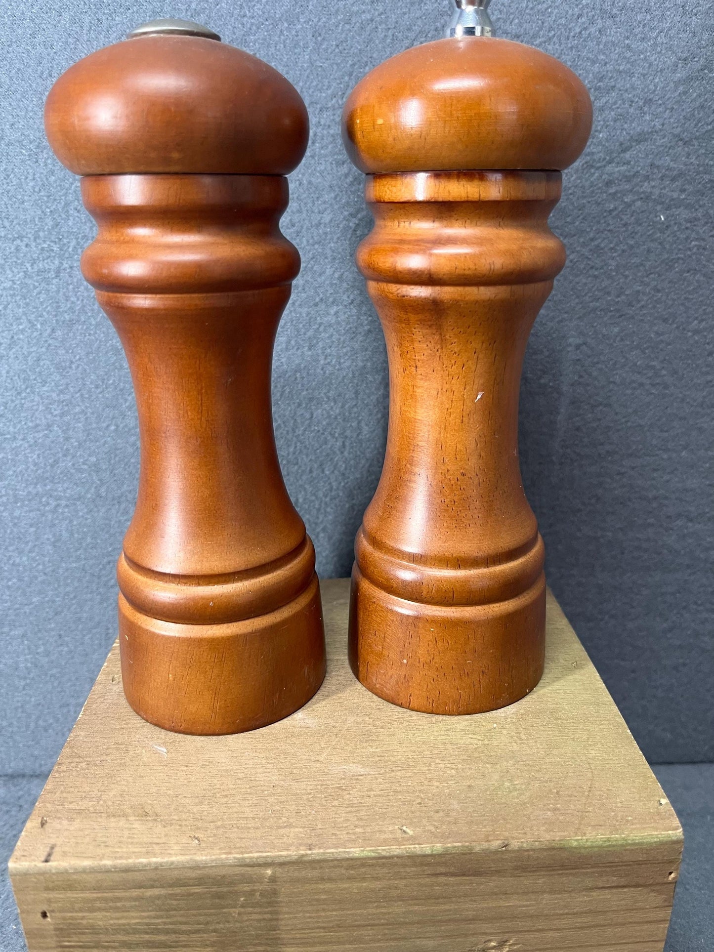 Wood Salt and Pepper Shakers Set | Rustic Kitchen Decor | Eco-Friendly Spice Dishes for Home Cooking & Dining