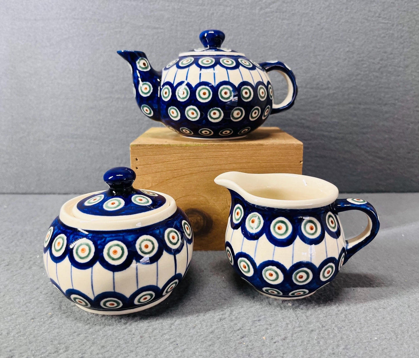Polish Pottery Tea Pot - Hand Painted Peacock Pattern, Handmade in Poland, Unique Ceramic Teapot for Tea Lovers